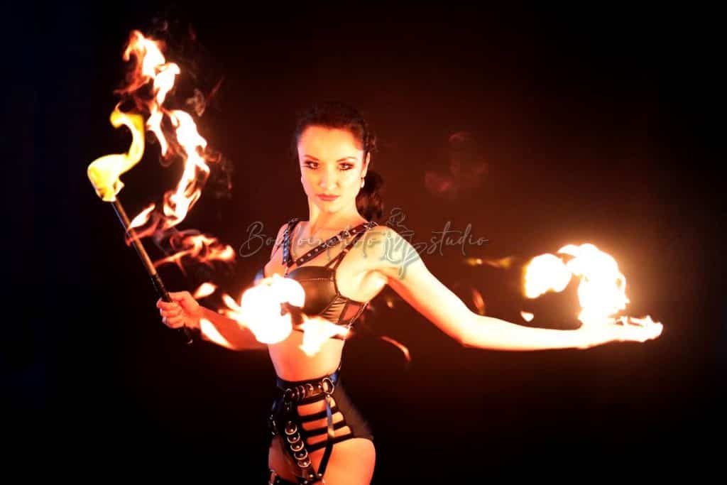 The best Bulgarian oriental and belly dance performer Boryana Dimitrova